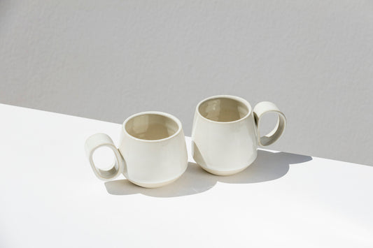 Set of 2 White Stoneware Mugs