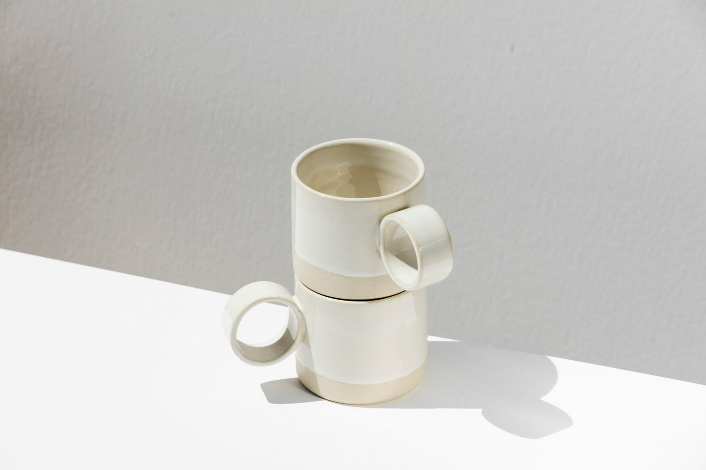 Set of 2 White Stoneware Mugs