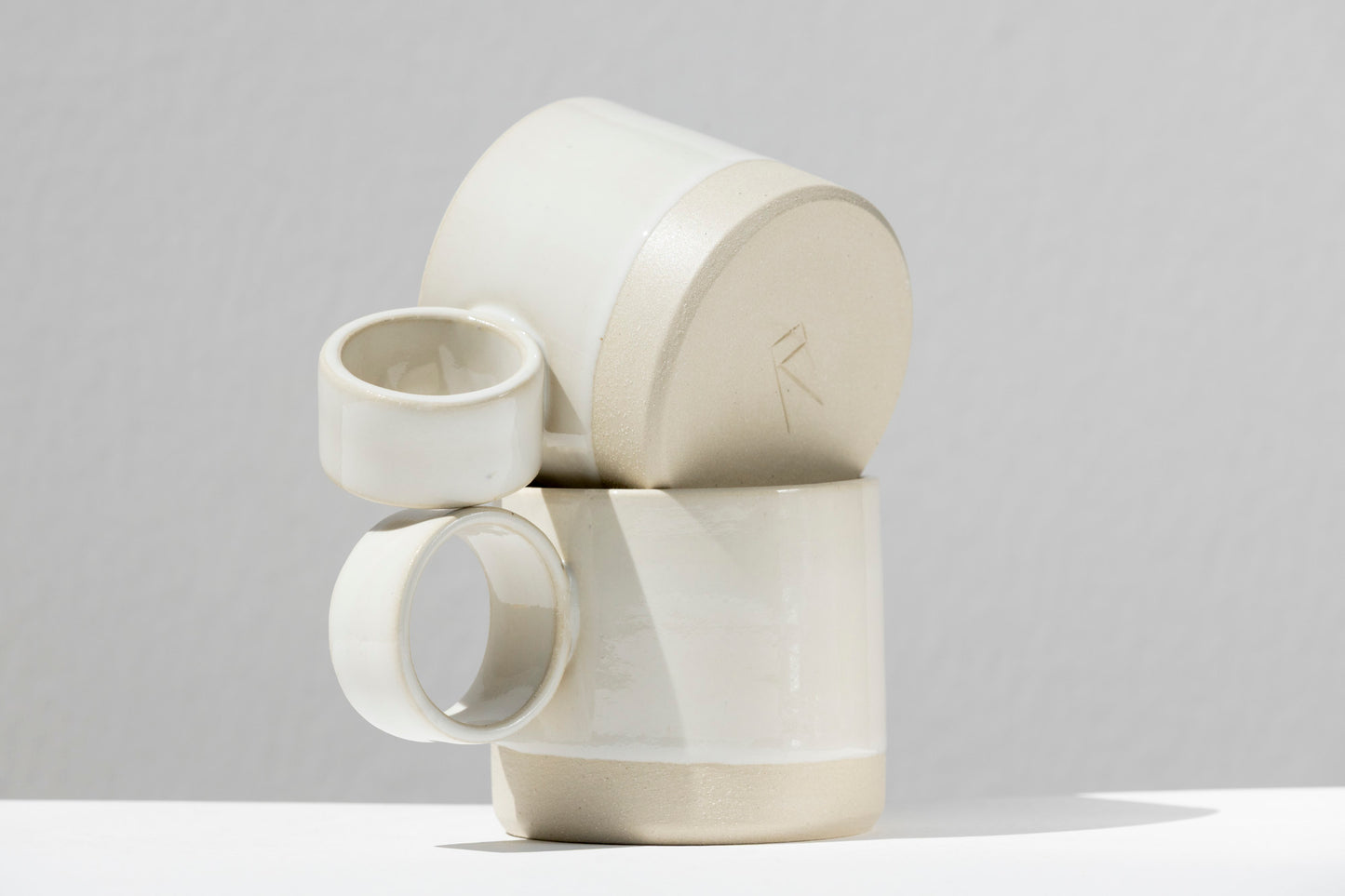 Set of 2 White Stoneware Mugs