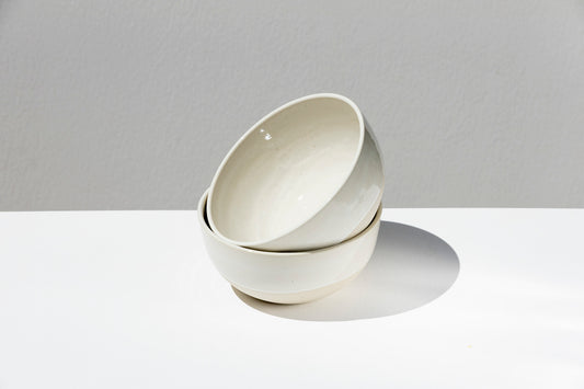 Set of 2 White Stoneware Bowls